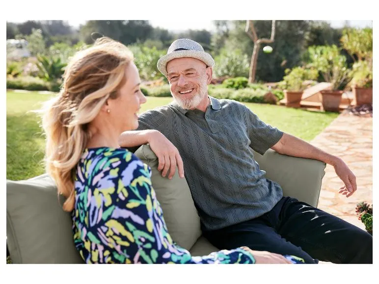 outdoor daybed ?sevilla?. aus ge?ltem akazienholz outdoor daybed ?sevilla?. aus ge?ltem akazienholz